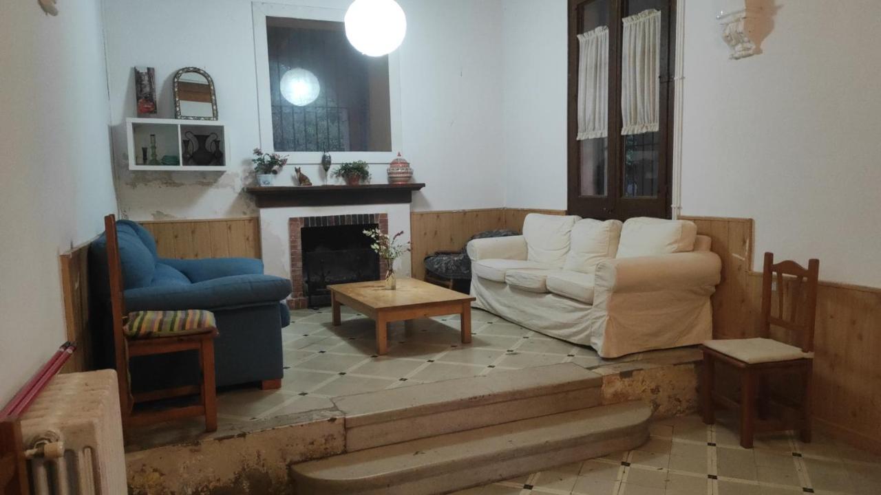 Can Rabassa Hostel Vallromanes Εξωτερικό φωτογραφία