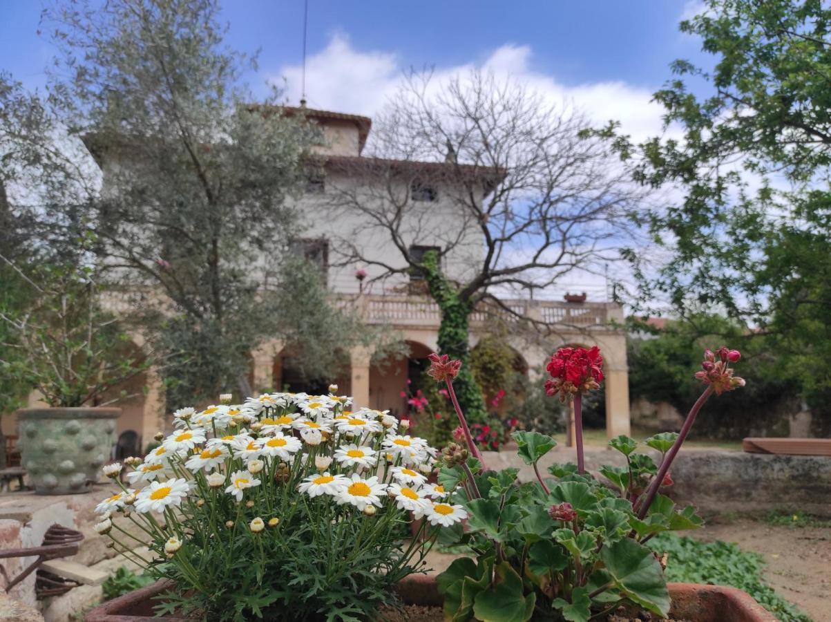 Can Rabassa Hostel Vallromanes Εξωτερικό φωτογραφία