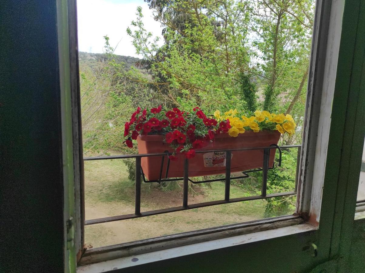 Can Rabassa Hostel Vallromanes Εξωτερικό φωτογραφία